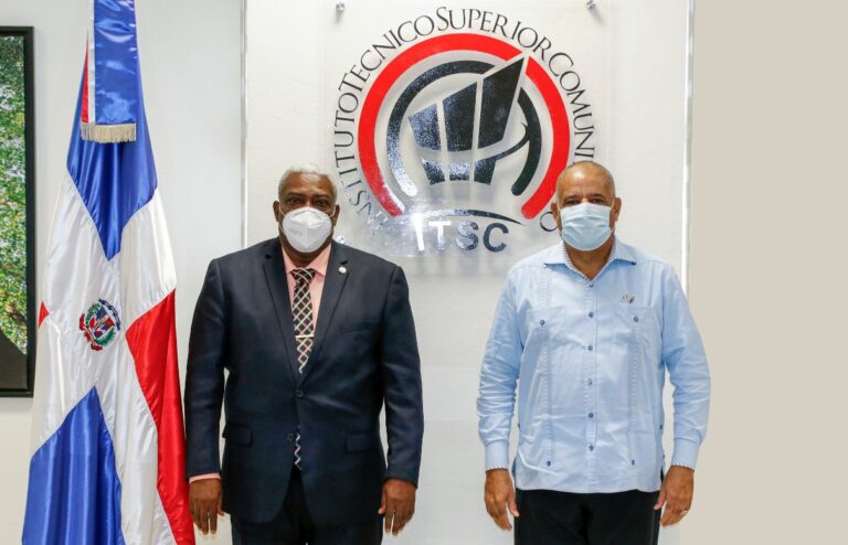 JOSÉ SÁNCHEZ RECTOR ITSC Y RODOLFO VALERA ALCALDE SAN LUIS
