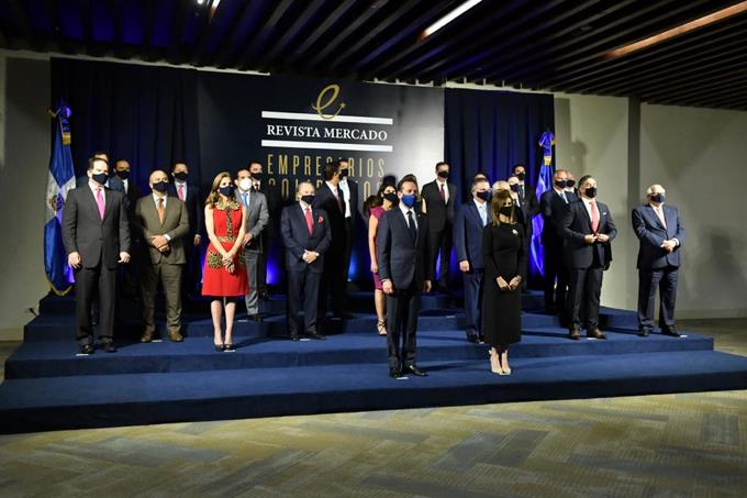 la-revista-mercado-reconoce-a-29-empresarios 1 FOTO listin