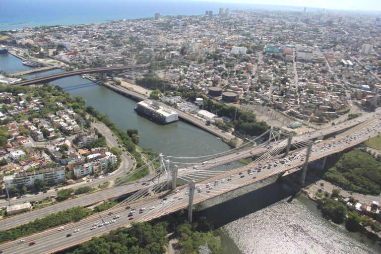 santo-domingo-este-y-distrito-DN-kelvin-de-la-cruz-2-fuente-externa.