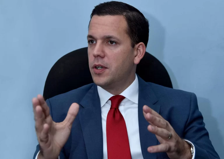 hugo-beras-relacionista-de-cancilleria