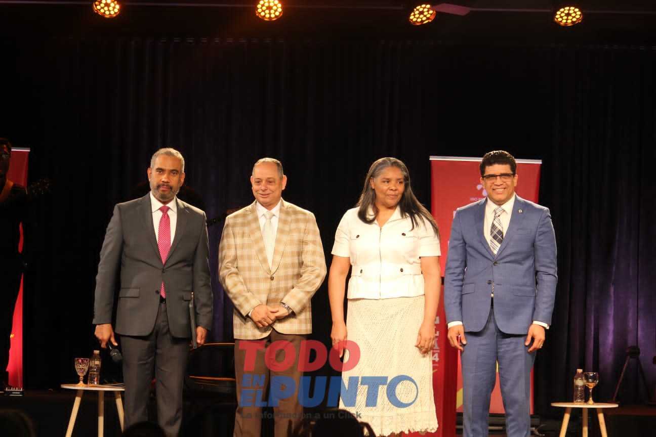 Pastor Otto Sánchez Julio Romero Elizateth Pena y Dio Astacio