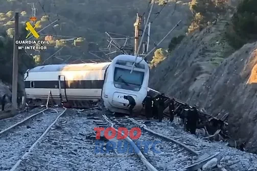 Trenes-accidente-en-Espana-39-muertos