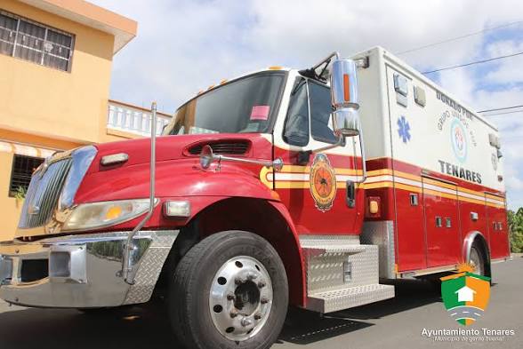 Ambuancia-Cuerpo-de-Bomberos-en-Teneares