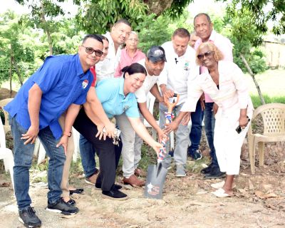 Alcaldía de Cotuí inicia trabajos en Sabana del Medio y Los Agrónomos 02