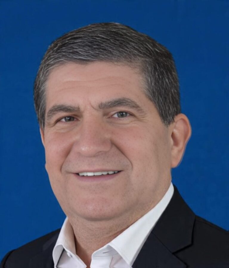 Juan Cruz Triffolio - Sociólogo - Comunicador Dominicano